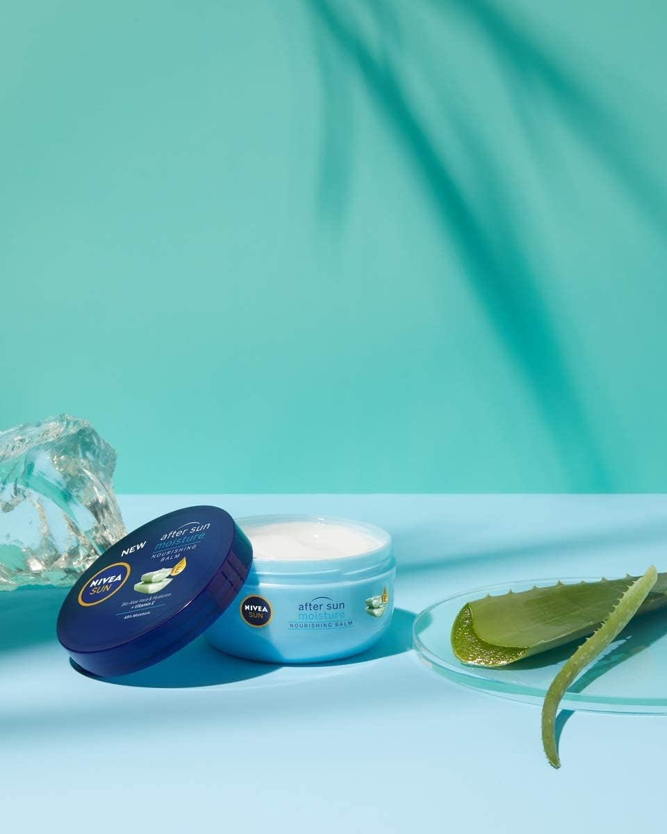 - Baume Après Soleil Hydratant 48H - Rafraîchit & Revitalise La Peau - Aloe Vera Bio, Acide Hyaluronique & Vitamine E - Formule Non Grasse - Tous Types De Peaux - 300 Ml